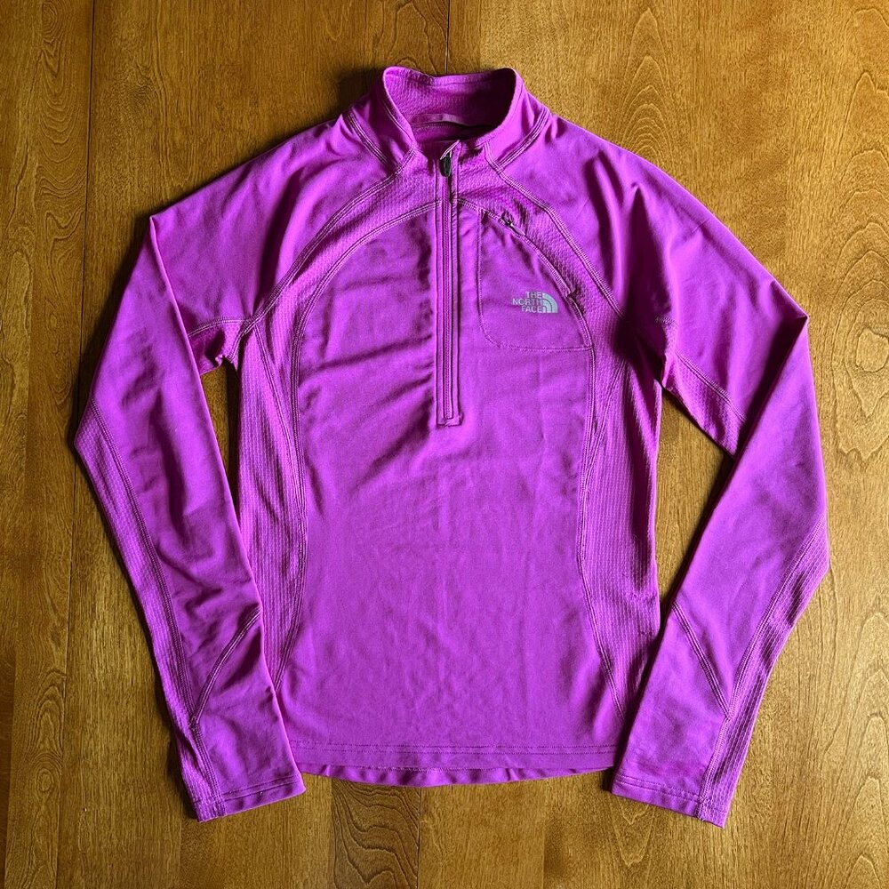 The North Face fuchsia performance top S